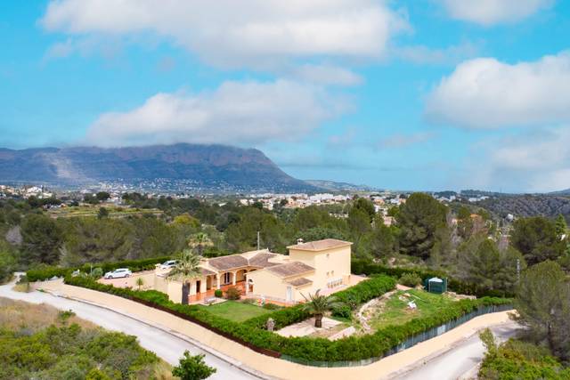 Casa-chalet en Venta en Gata de Gorgos