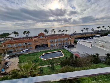 Villa con piscina in vendita a Calle Fontana Apartment 1