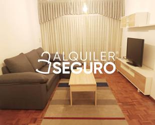 Living room of Flat to rent in Aranda de Duero  with Heating, Storage room and Furnished