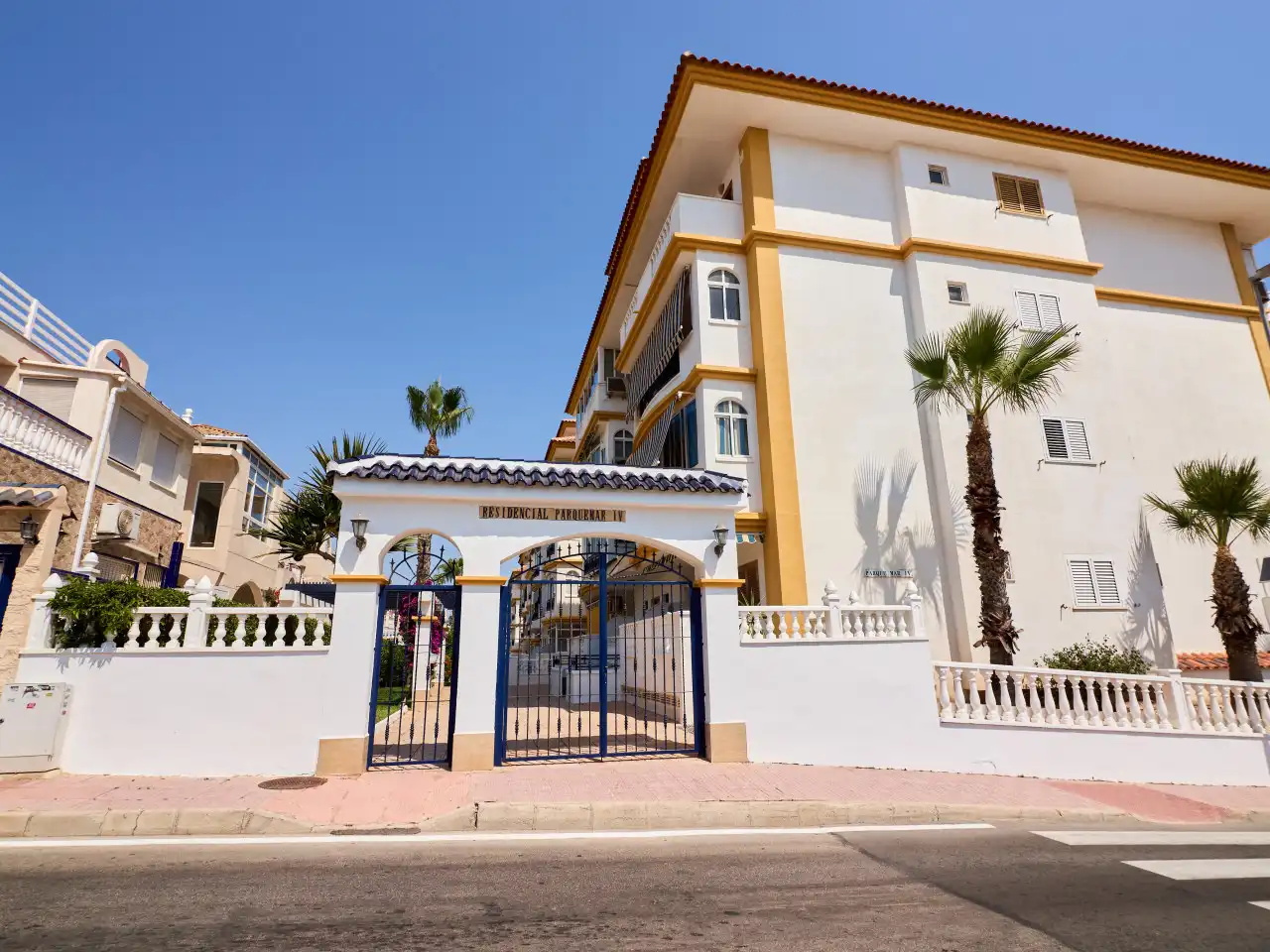 Vista exterior de Apartament en venda en Torrevieja amb Aire condicionat, Calefacció i Terrassa