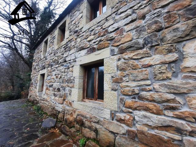 Finca rústica en Venta en Vega de Pas