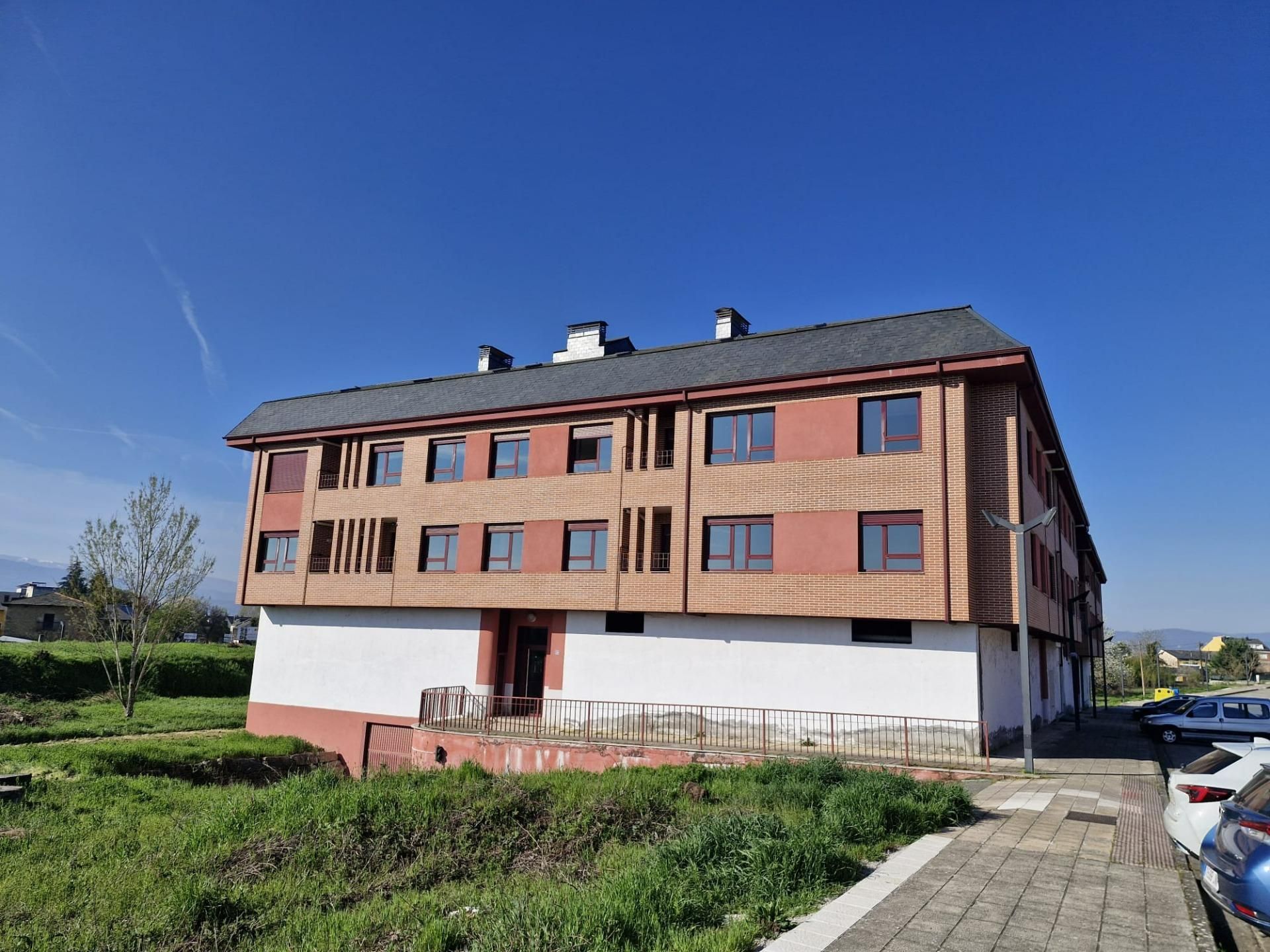 Vista exterior de Apartamento en venta en Camponaraya con Calefacción y Trastero