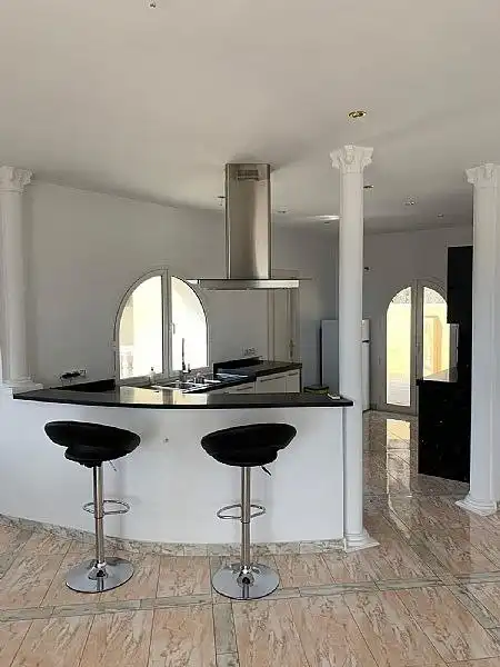 Detached house with terrace for sale in Zona Pueblo, imagen 17