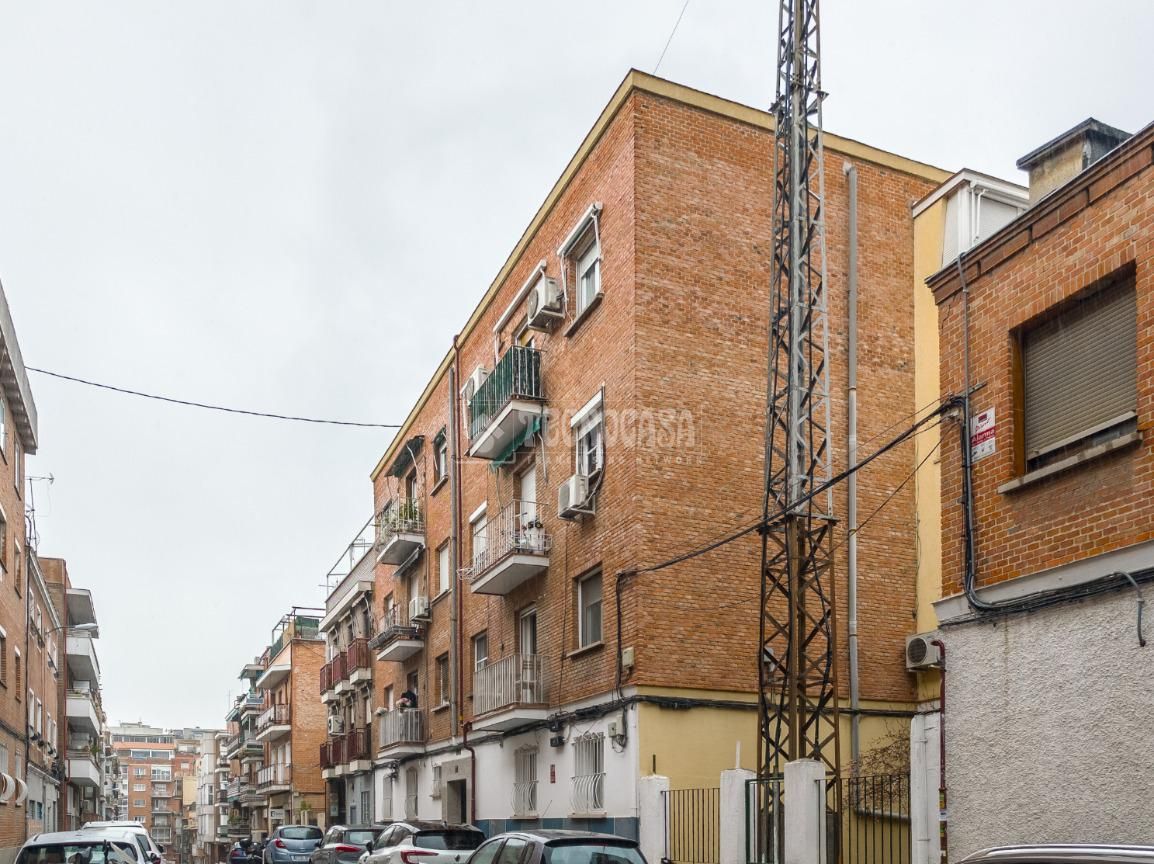 Vista exterior de Pis en venda en  Madrid Capital amb Calefacció i Terrassa