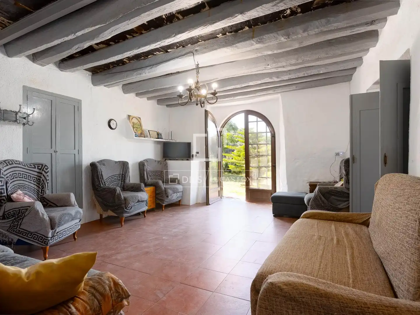 Sala de estar de Finca rústica en venta en Vilassar de Dalt con Jardín privado