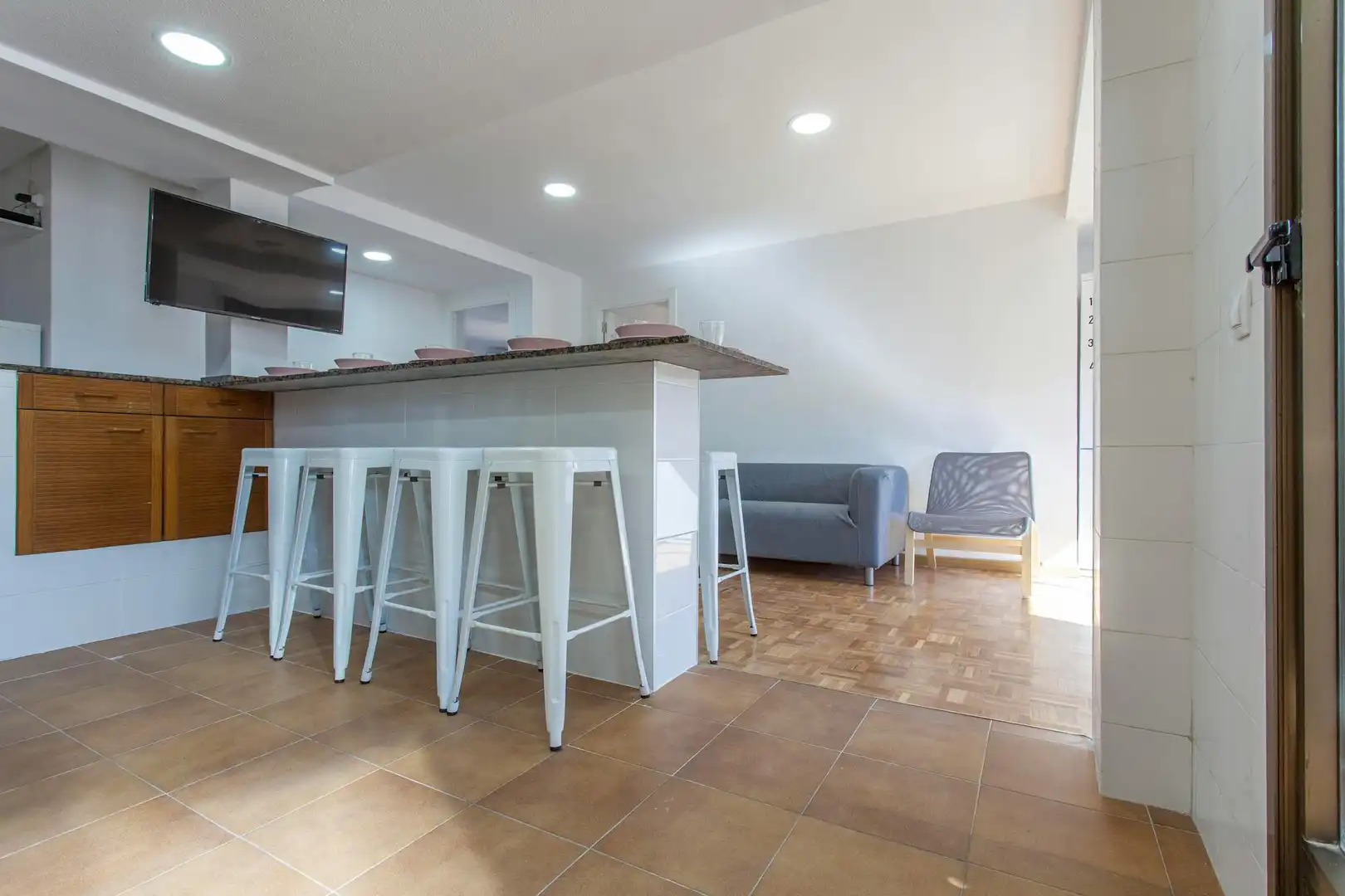 Kitchen of Flat for share in Valencia  with Air Conditioner, Heating and Furnished