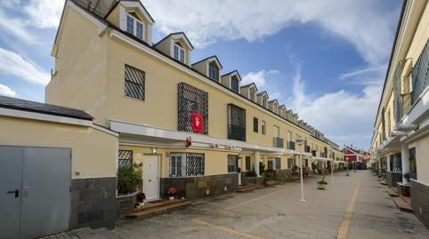 Foto 4 de Casa o xalet en venda a Calle del Ciclamen, Olivar de Quintos, Montequinto