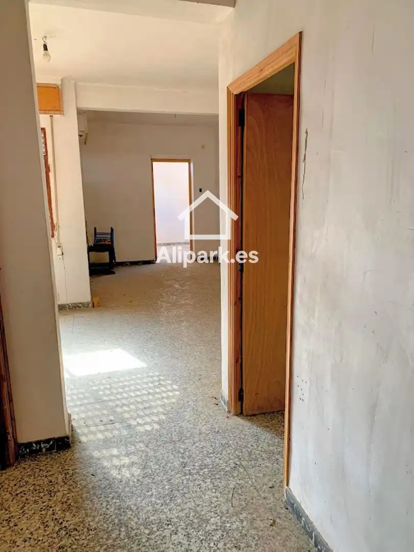 Flat for sale in Mestre Faus, Zona Nord