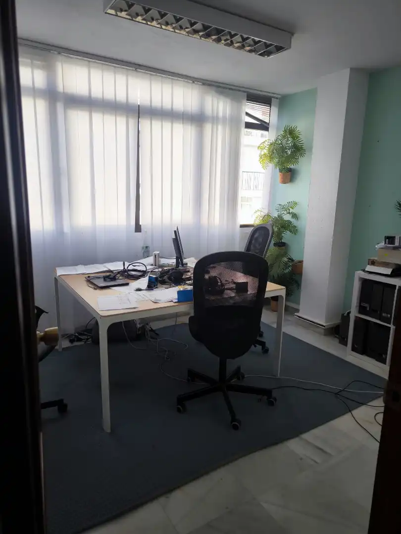 Bureau avec ascenseur à louer à Puerto Deportivo, imagen 9
