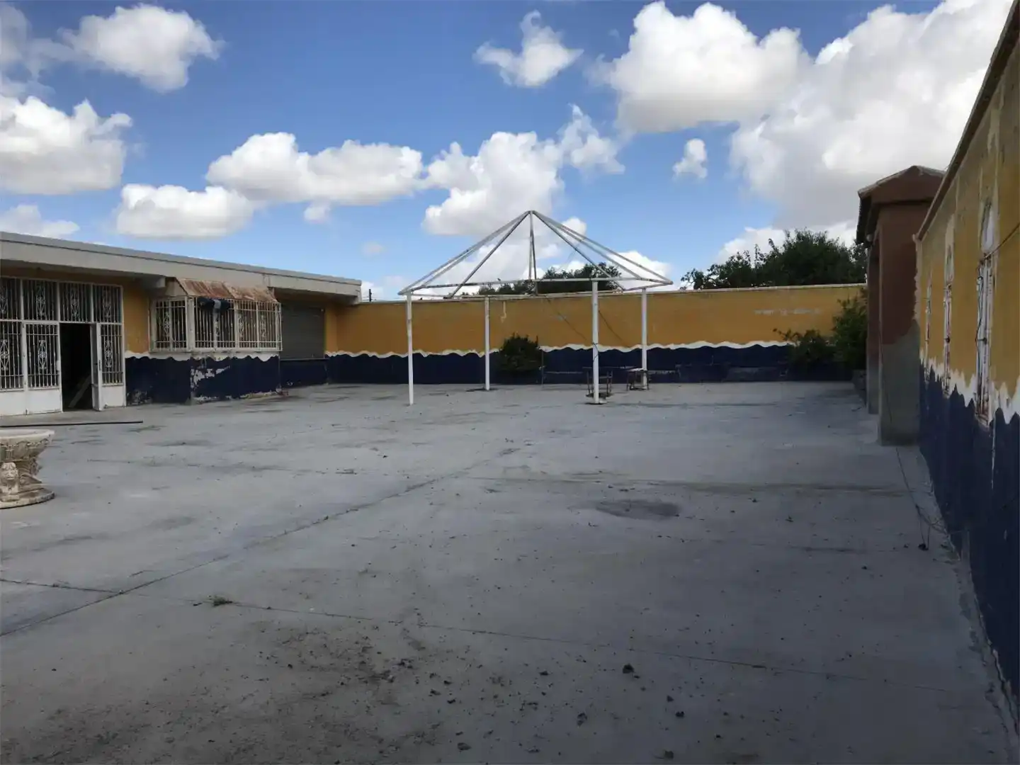 Exterior view of Commercial properties for sale in Huesa  with Furnished