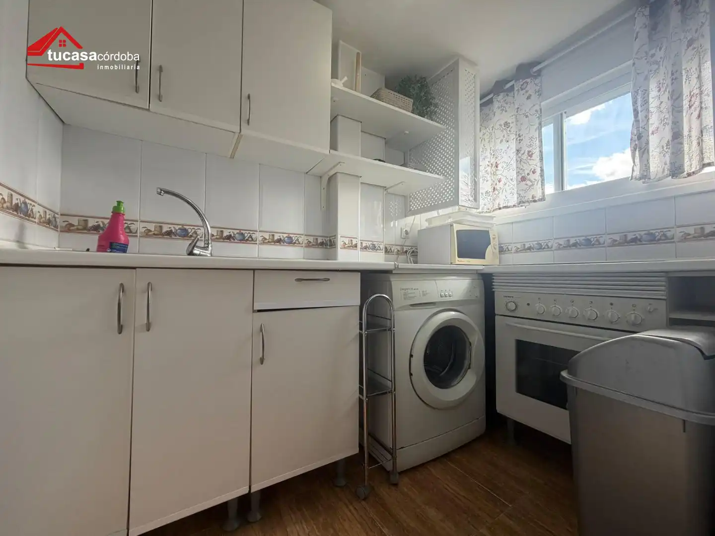 Kitchen of Flat for sale in Córdoba  with Air Conditioner, Terrace and Furnished