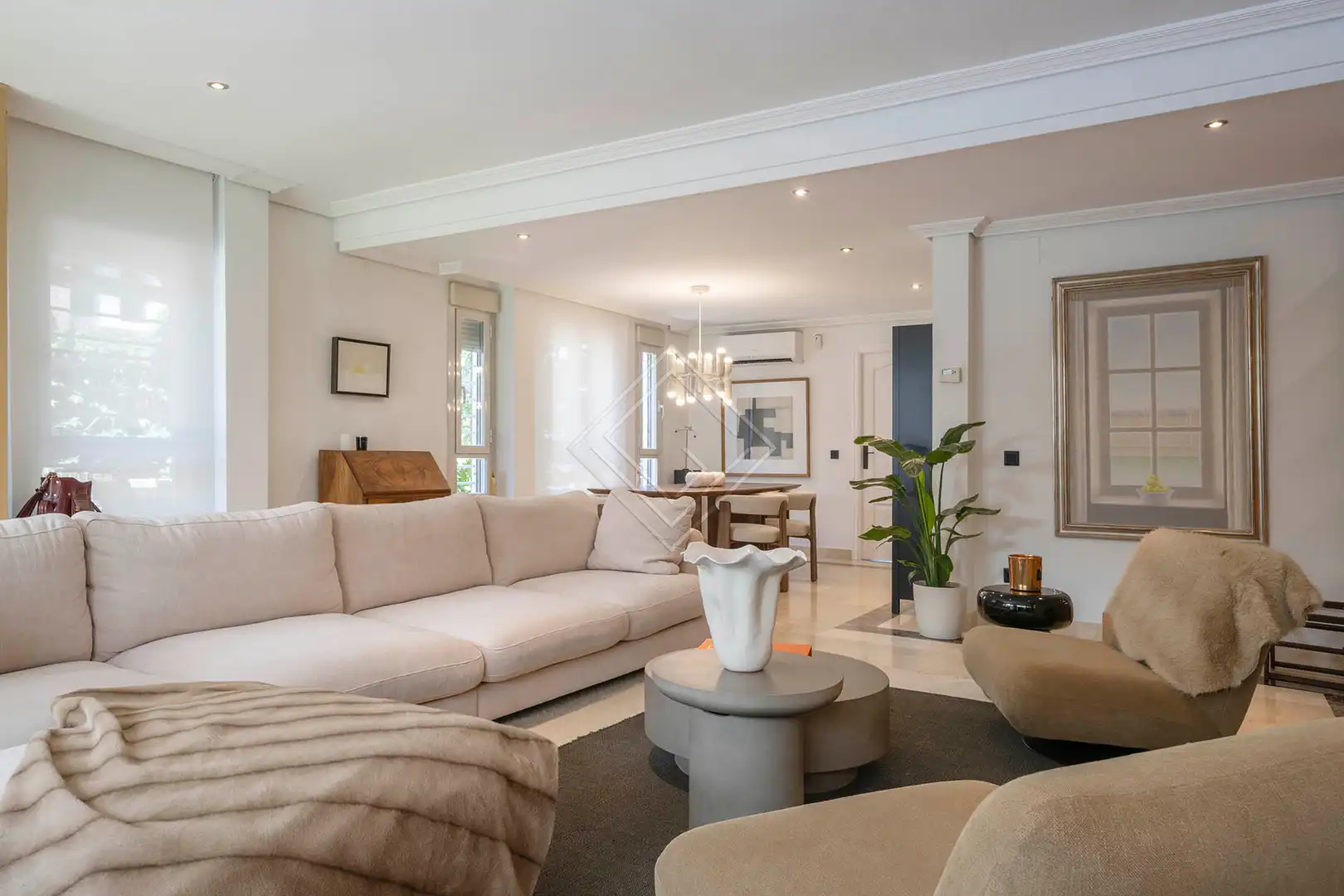 Semi-detached house with pool for sale in Moncloa - Aravaca, imagen 2