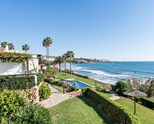 Garden of Single-family semi-detached for sale in Estepona  with Air Conditioner, Private garden and Terrace