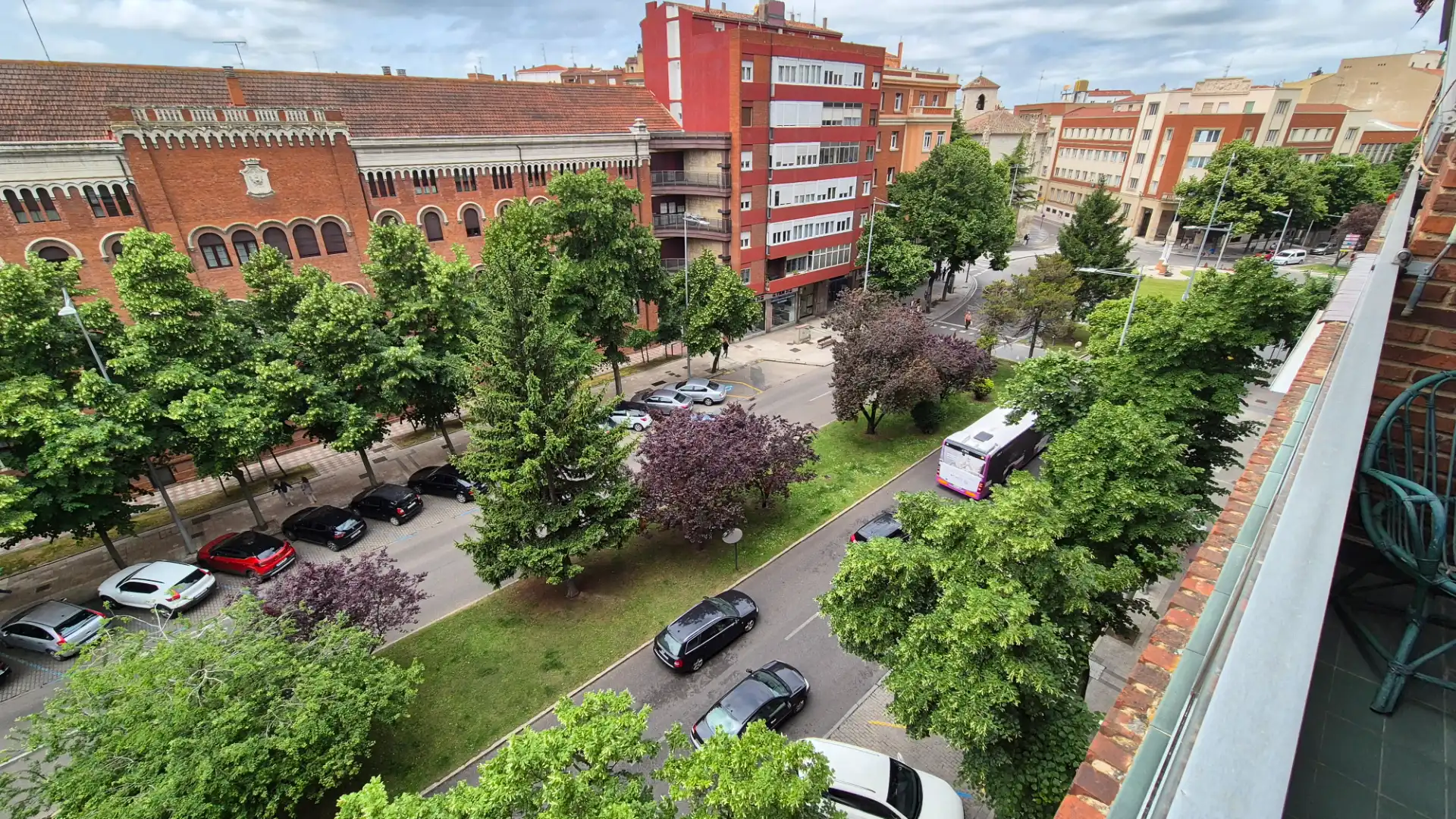 Vista exterior de Piso en venta en Palencia con Calefacción, Terraza y Trastero