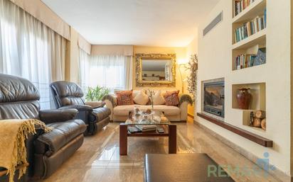 Living room of Flat for sale in Reus  with Air Conditioner, Heating and Balcony