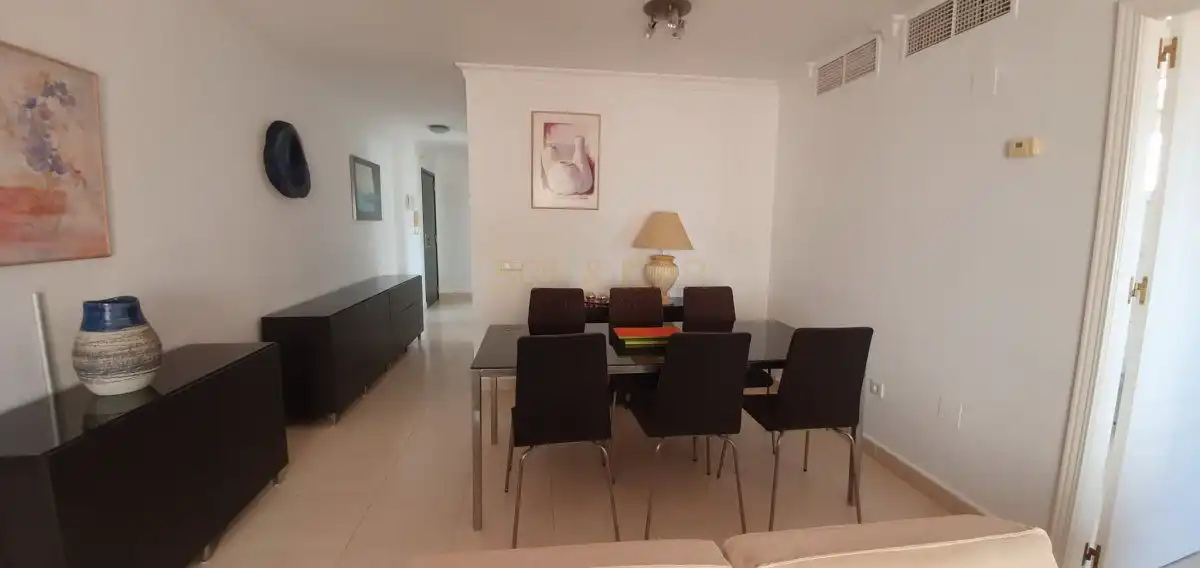 Esszimmer von Dachboden zur Miete in Mijas mit Klimaanlage, Heizung und Terrasse