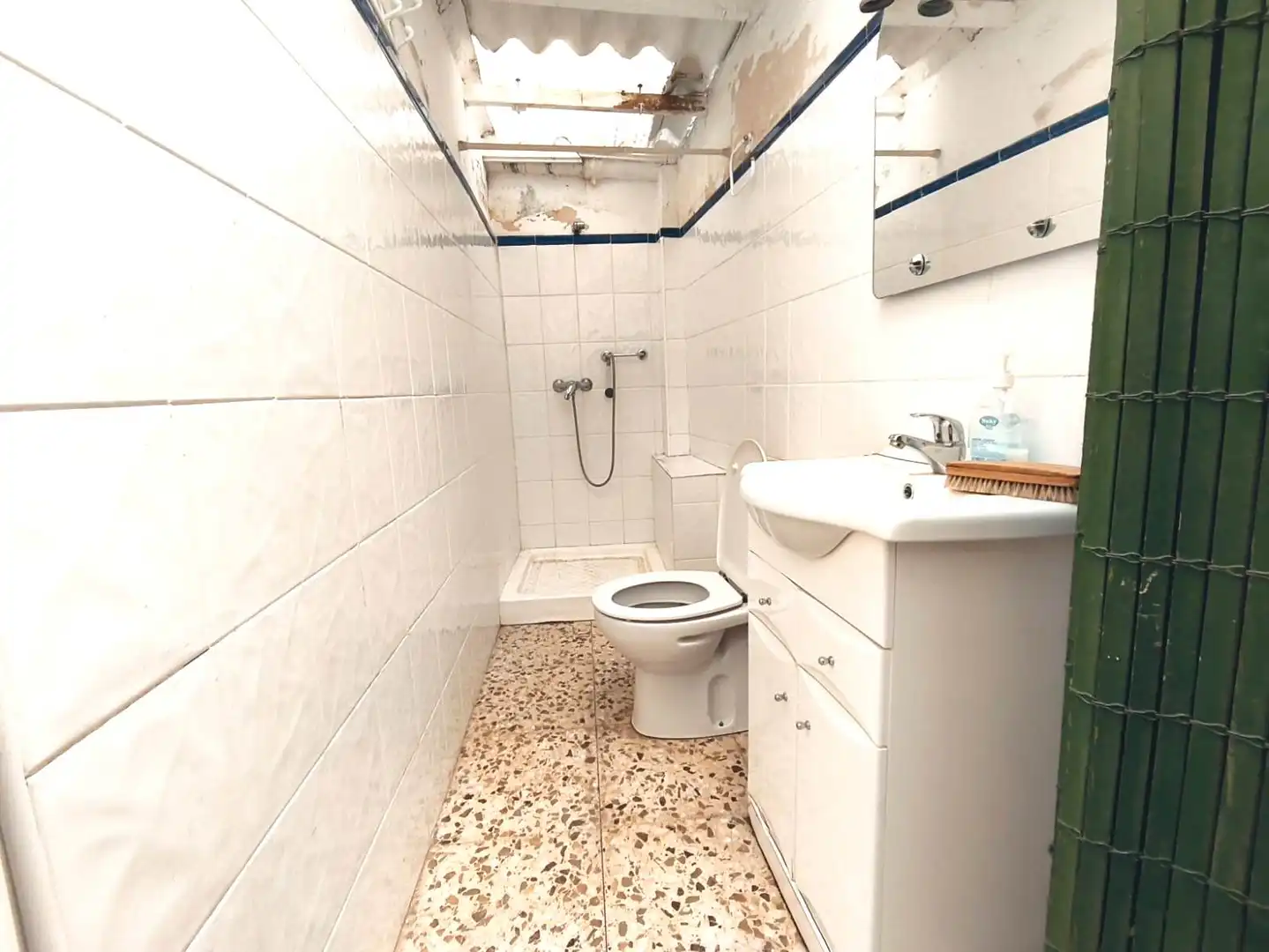 Bathroom of Houses for sale in Moratalla