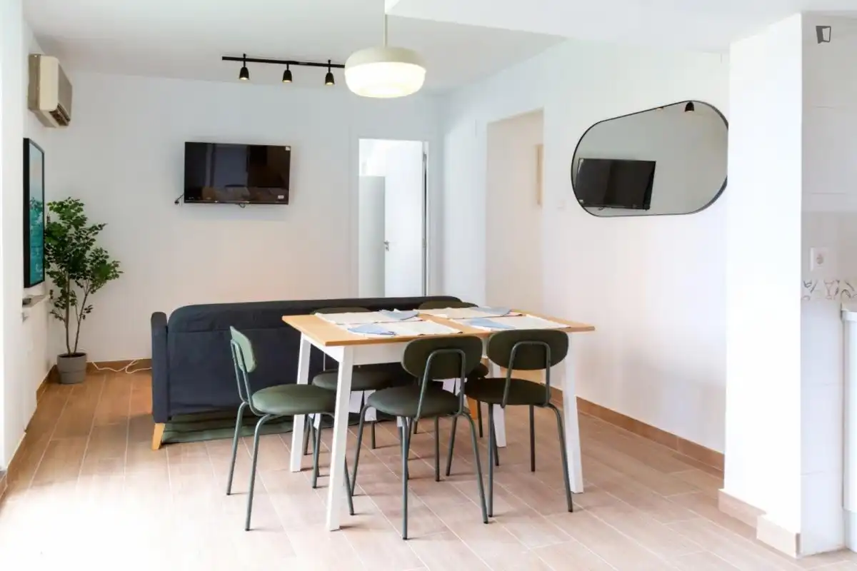 Habitació a Ciudad Jardín - Parque Roma