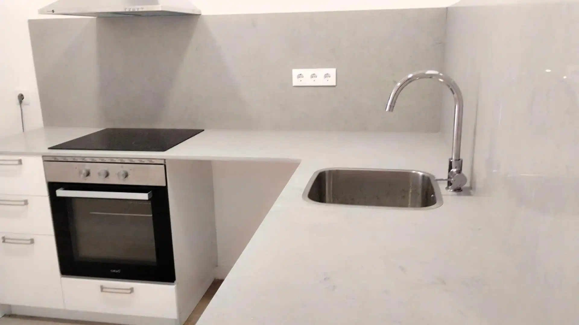 Cocina de Planta baja en venta en Xirivella con Aire acondicionado, Terraza y Amueblado