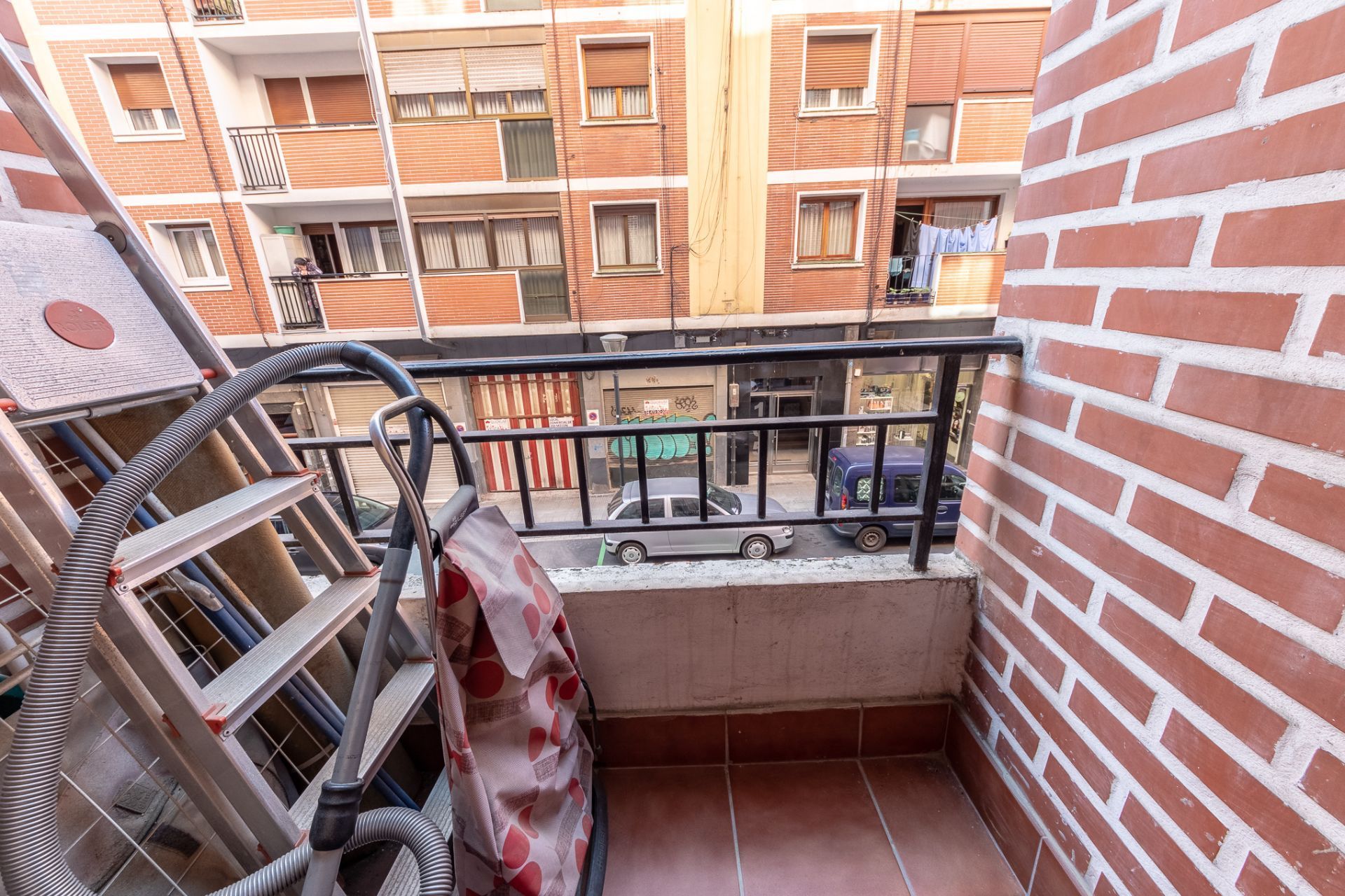 Terrassa de Pis en venda en Bilbao  amb Calefacció, Terrassa i Moblat