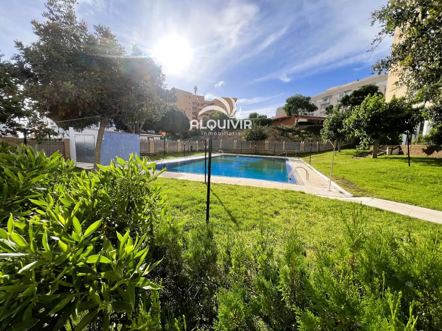 Schwimmbecken von Wohnung zum Verkauf in Almonte mit Klimaanlage, Terrasse und Abstellraum
