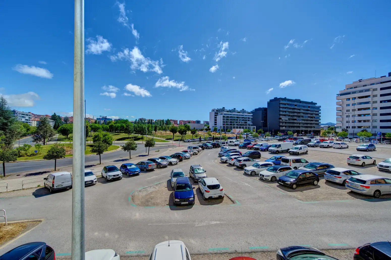 Parking de Piso en venta en  Pamplona / Iruña con Calefacción, Terraza y Balcón