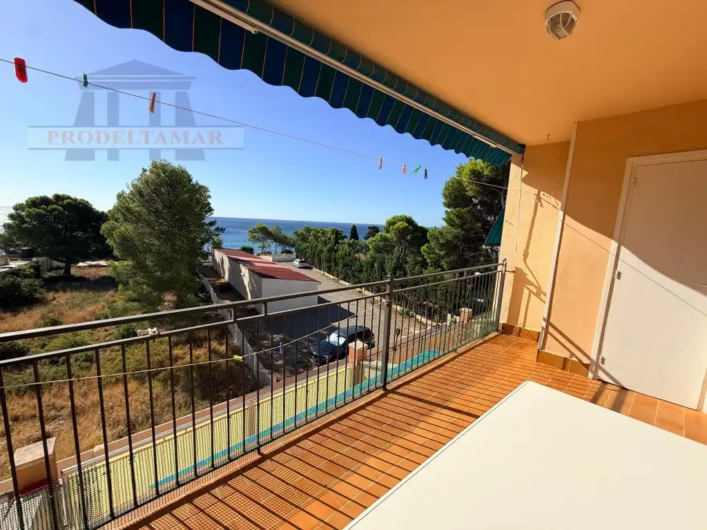 Apartamento en venta en Avenida Maria Cristina De, imagen 2