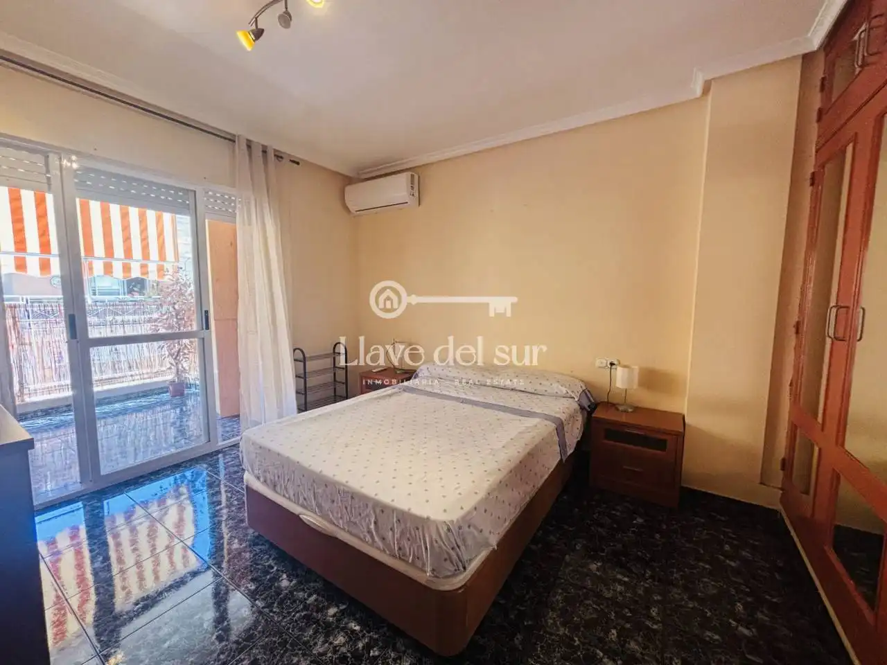 Flat with terrace for sale in Calle Lotería, imagen 19
