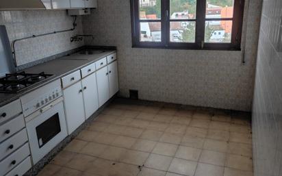 Kitchen of Flat for sale in Padrón