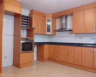 Kitchen of Single-family semi-detached for sale in Manresa  with Air Conditioner, Heating and Terrace