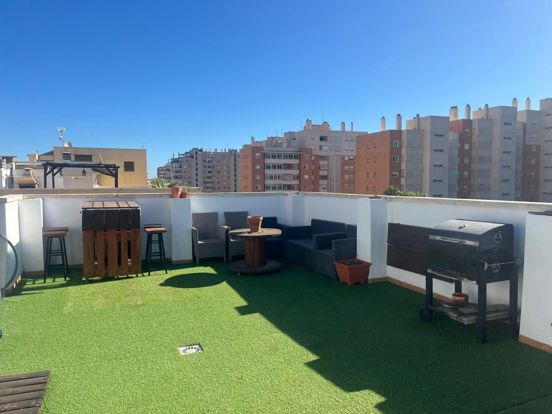 Terrace of Attic for rent in Alicante / Alacant  with Air Conditioner, Terrace and Furnished