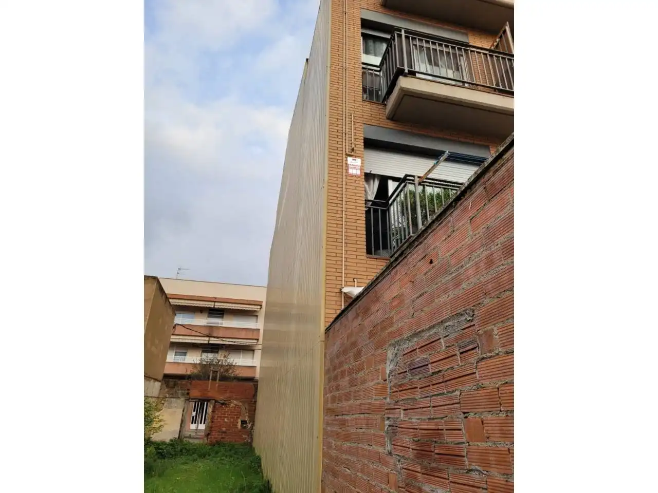 Vista exterior de Residencial en venta en Sabadell