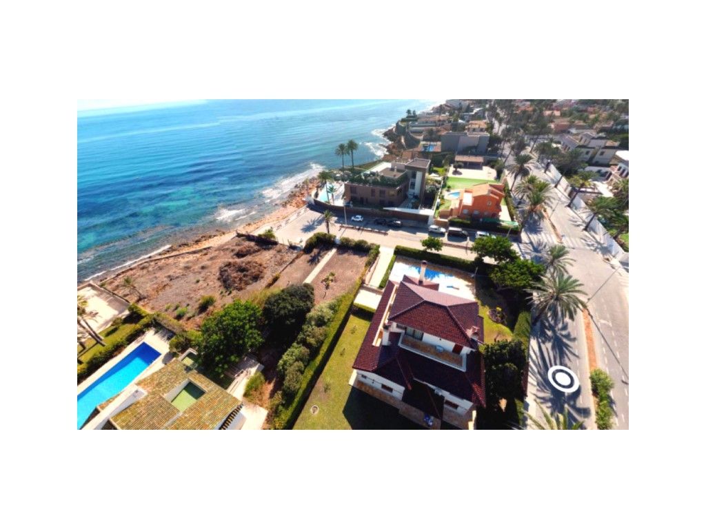 Vista exterior de Casa o chalet en venta en Orihuela con Aire acondicionado, Jardín privado y Piscina