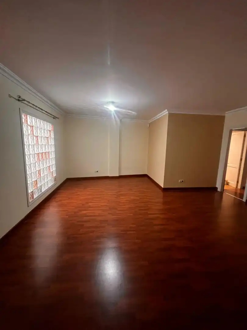 Piso en venta en Arrecife con Aire acondicionado, Trastero y Amueblado