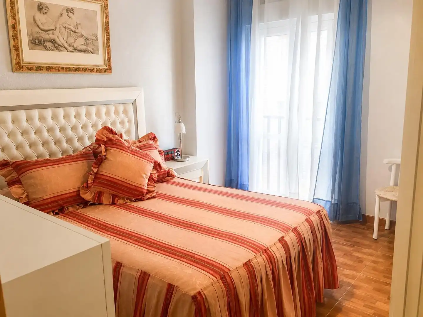 Habitación de Piso en venta en El Ejido con Balcón