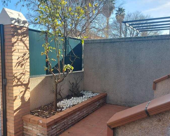 Photo 1 of Single-family semi-detached for sale in La Cruz, Granada