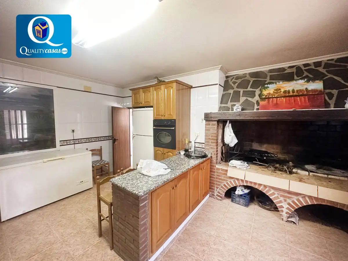Cocina de Casa o chalet en venta en Crevillent con Terraza