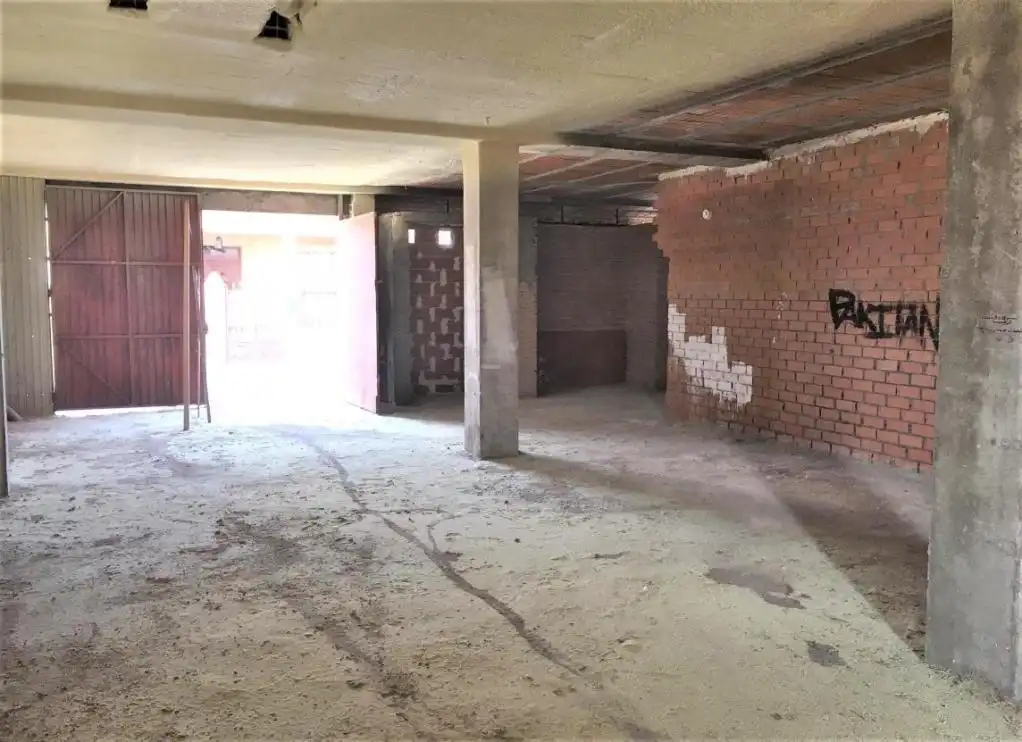 Business premises for sale in c/ teodomiro lopez fentanes, imagen 5