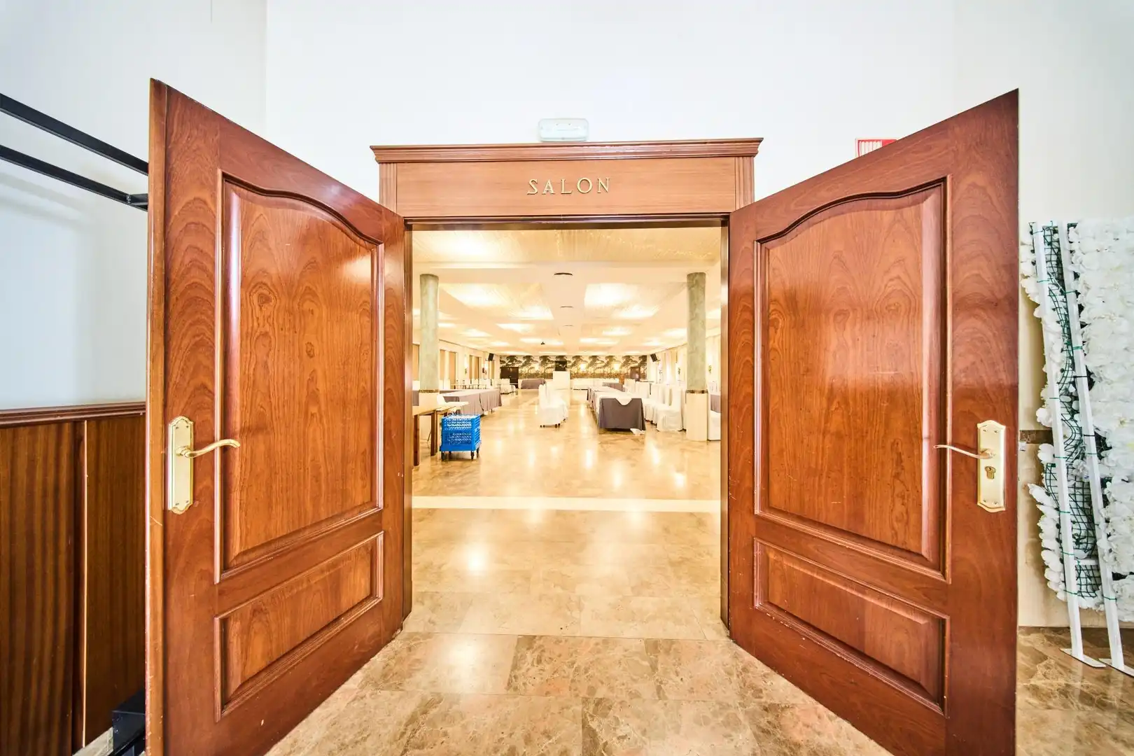 Buildings for sale in Quesada