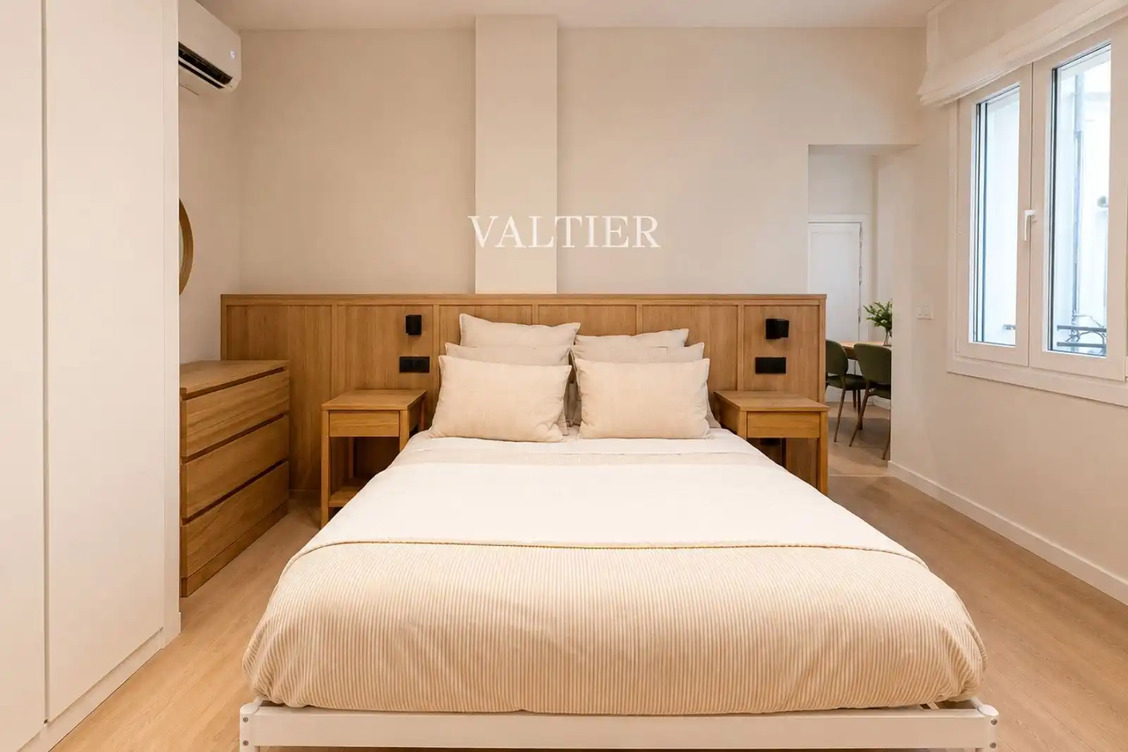 Bedroom of Flat for rent in Madrid  with Air Conditioner, Heating and Furnished