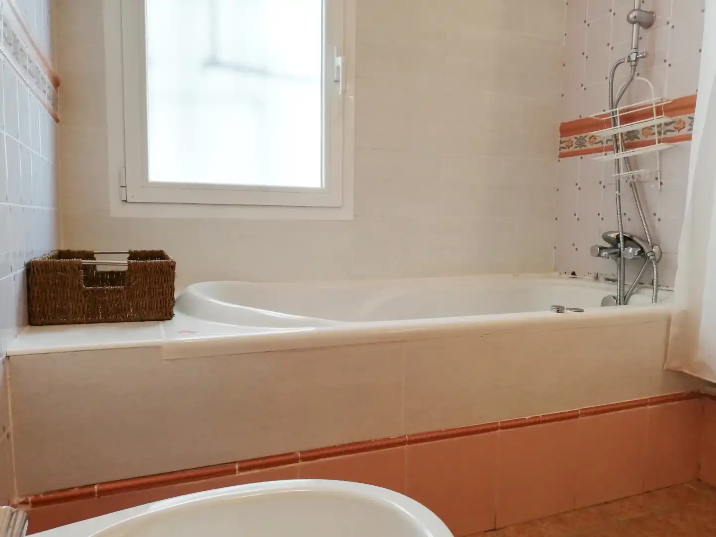Baño de Piso en venta en Bilbao  con Calefacción y Amueblado