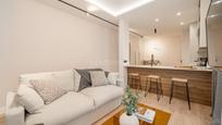 Living room of Flat for sale in  Madrid Capital  with Air Conditioner, Heating and Furnished