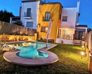Swimming pool of House or chalet for sale in Vélez-Málaga  with Air Conditioner, Heating and Private garden