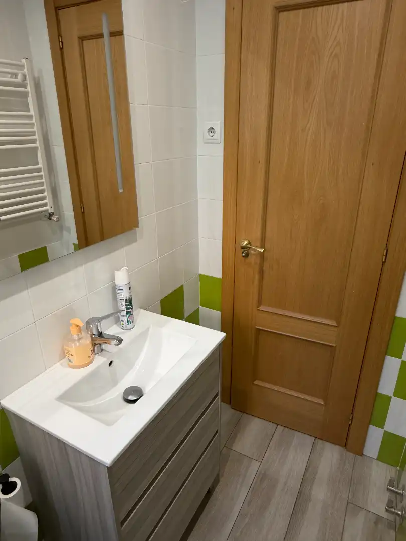 Wohnung zur Miete in Calle de Tremp, 24, Ciudad Universitaria