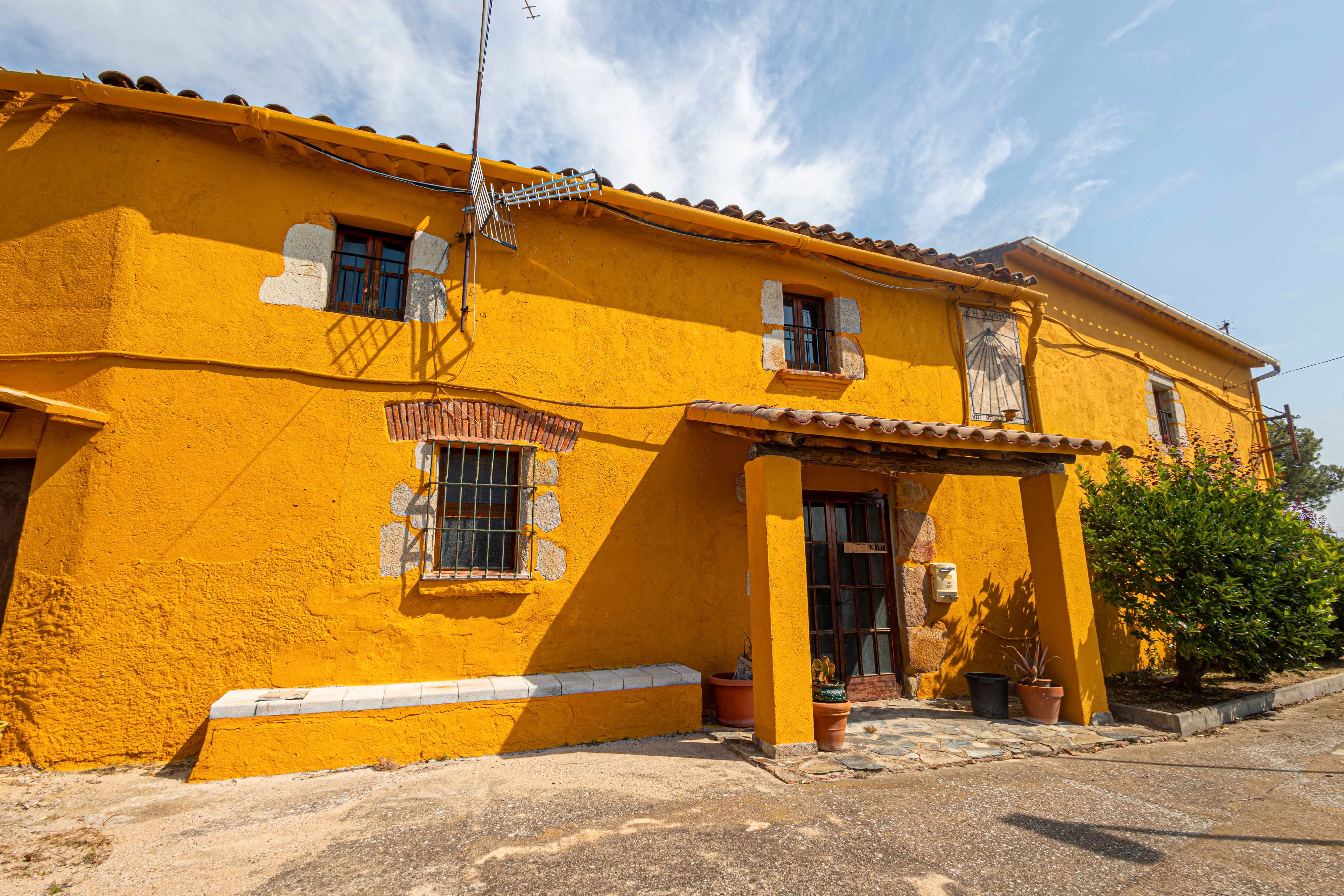 Exterior view of Building for sale in Palafolls