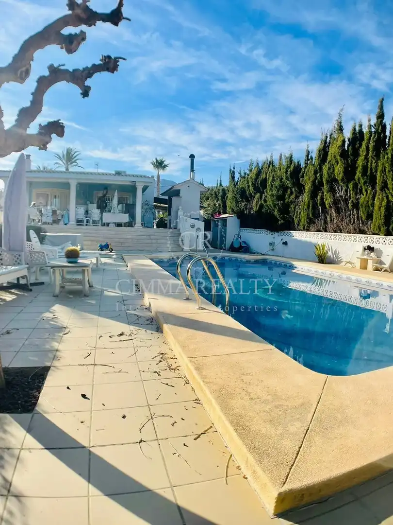 Exterior view of Houses for sale in L'Alfàs del Pi  with Air Conditioner, Heating and Private garden