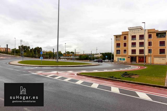 Oficina en Alquiler en La Estación