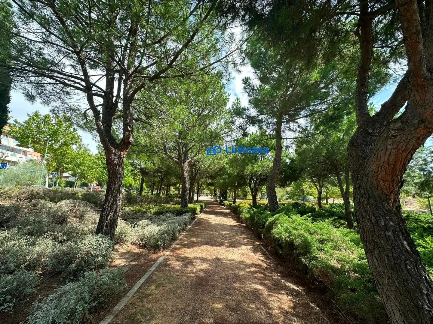 Jardí de Pis de lloguer en Pozuelo de Alarcón amb Aire condicionat, Calefacció i Jardí privat