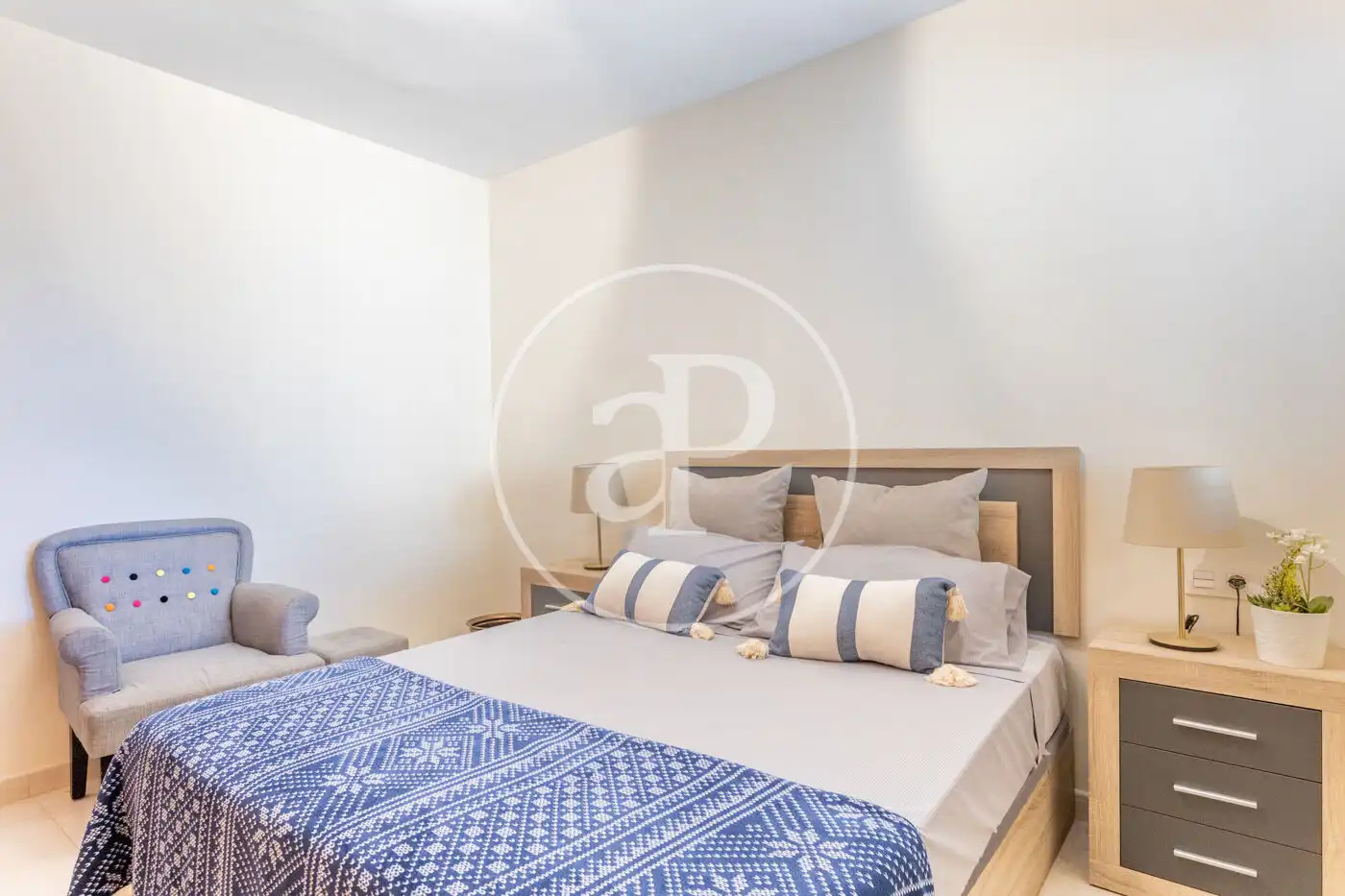 Habitación de Casa o chalet en venta en El Puig de Santa Maria con Aire acondicionado, Calefacción y Jardín privado