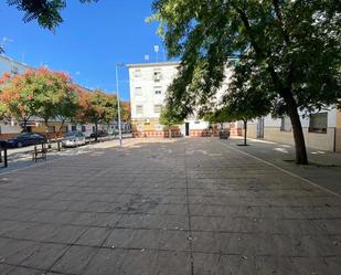 Exterior view of Flat for sale in  Sevilla Capital